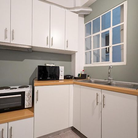 Spacious Apt For 5 Guests Next To Acropolis&Metro Atina Dış mekan fotoğraf