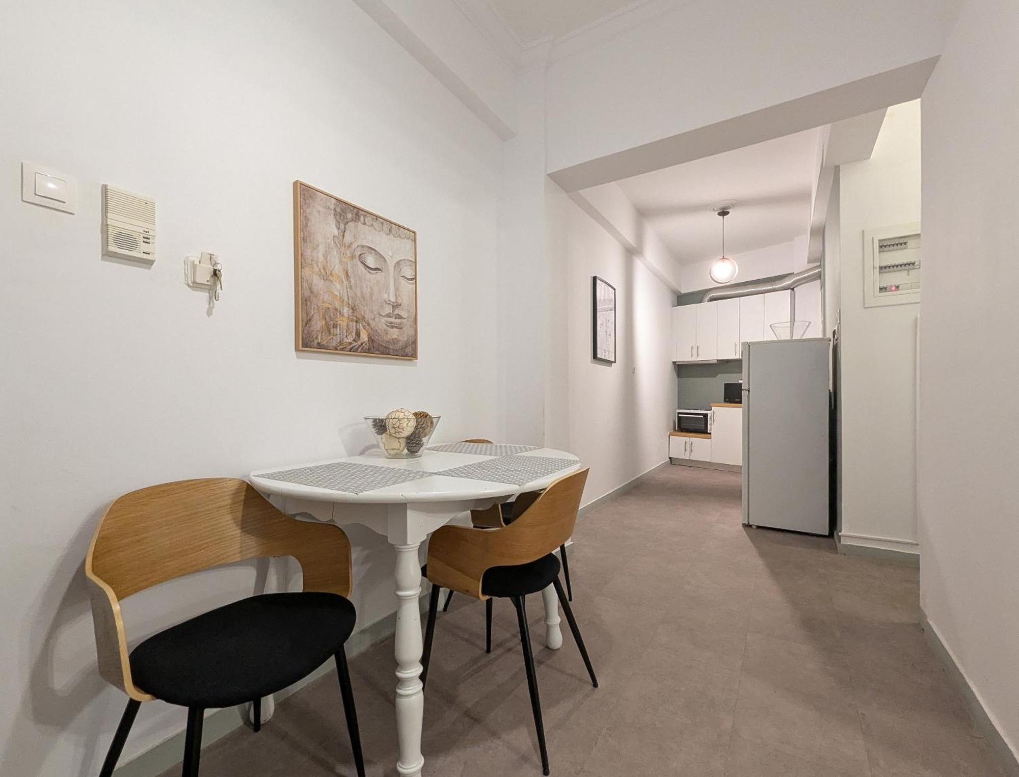 Spacious Apt For 5 Guests Next To Acropolis&Metro Atina Dış mekan fotoğraf