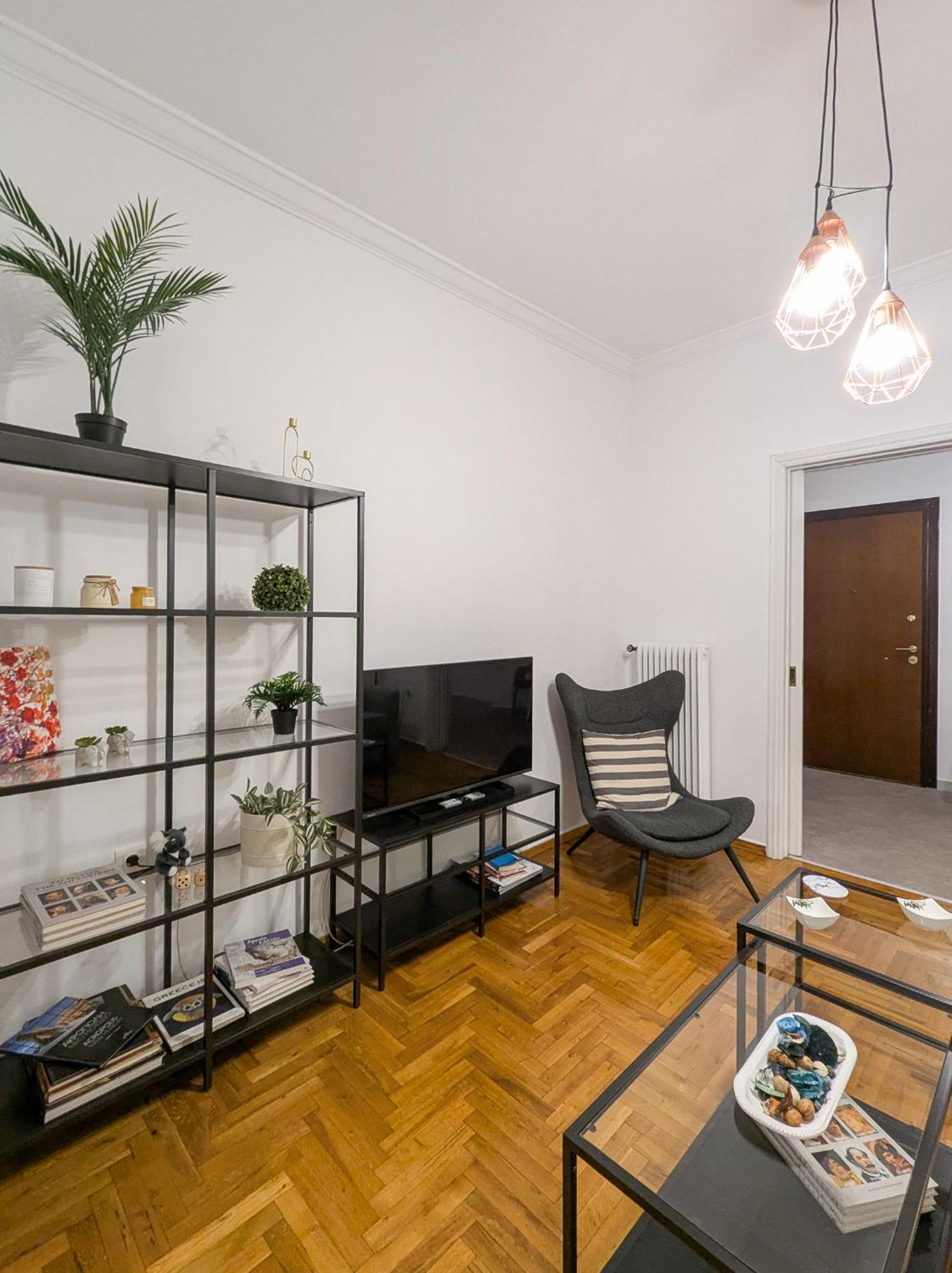Spacious Apt For 5 Guests Next To Acropolis&Metro Atina Dış mekan fotoğraf